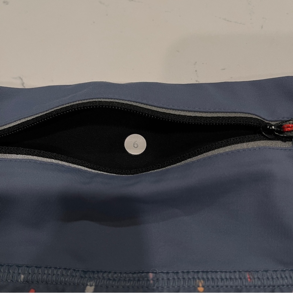 Set of 4 Lululemon Speed Up Running Shorts Size 6 - Picture 11 of 14